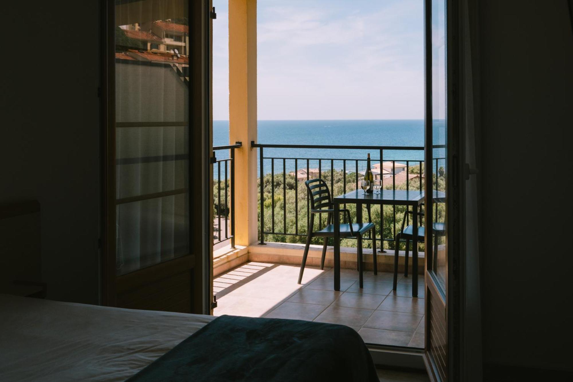 Aparthotel Creste E Mare